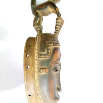 Sculpture intitulée "African mask,Baule…" par Jafeth Moiane, Œuvre d'art originale, Bois