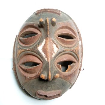 Sculpture intitulée "African mask,Congo…" par Jafeth Moiane, Œuvre d'art originale, Bois