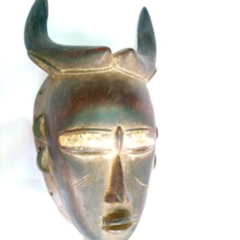 Escultura intitulada "Masque africain vin…" por Jafeth Moiane, Obras de arte originais, Madeira