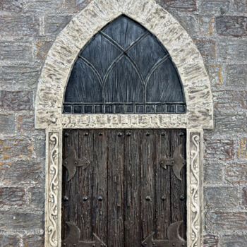 Schilderij getiteld "Gothic Doors" door Mk Long, Origineel Kunstwerk, Acryl Gemonteerd op Frame voor houten brancard