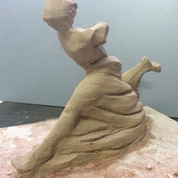 Sculpture titled "Run" by Molcum, Original Artwork, Clay