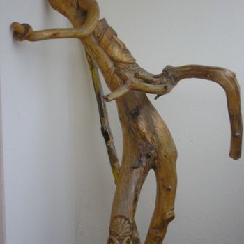 Sculpture intitulée "le vainqueur" par Maurice Gaupin, Œuvre d'art originale, Bois