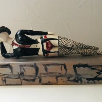 雕塑 标题为“Queen of Tango” 由Monica Elizabeth Roses, 原创艺术品, 陶瓷