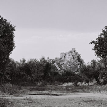 Photographie intitulée "Mediterranean views…" par Monochrome Renditions, Œuvre d'art originale, Photographie argentique
