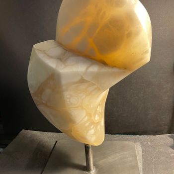 Скульптура под названием "Ocelot" - Monyke Mine-Lamare, Подлинное произведение искусства, Камень