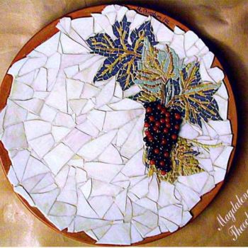 Ambacht getiteld "CERAMIC PLATE WITH…" door Magdalene Theocharis, Origineel Kunstwerk