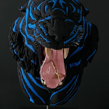 Escultura intitulada "Tigre Noir" por Mozart Guerra, Obras de arte originais, Aço inoxidável