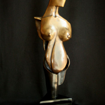 Escultura titulada "PROUD WOMAN" por Marie-Pierre Philippe-Lohézic (MPPL-ART), Obra de arte original, Fundición