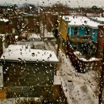 Photographie intitulée "Rainy Rosemont" par Michel Robitaille, Œuvre d'art originale