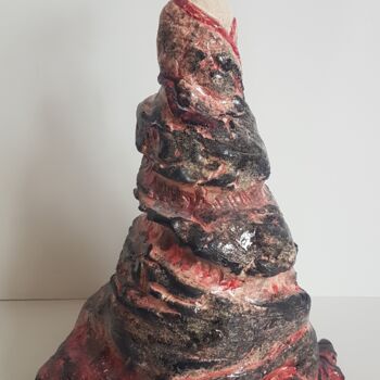 Sculpture titled "Courageuse et fière…" by Mylène Cg, Original Artwork, Ceramics