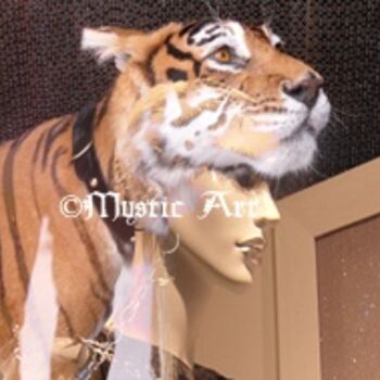 Fotografia intitulada "Lady and Tiger" por Surreal Art Mystic-Photos, Obras de arte originais