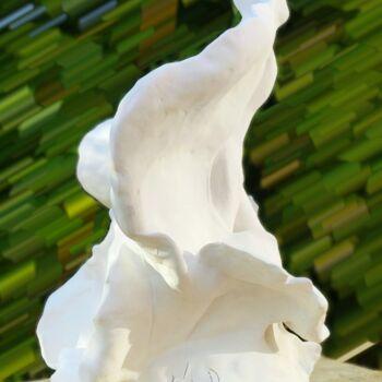 Скульптура под названием "Fly" - Nad, Подлинное произведение искусства, Терракота