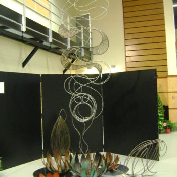 Sculpture titled ""la fée de l'énergi…" by Nadine Trescartes (fildefériste), Original Artwork, Metals