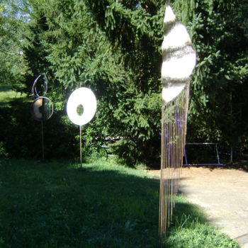 Sculpture titled ""la harpe"" by Nadine Trescartes (fildefériste), Original Artwork, Metals