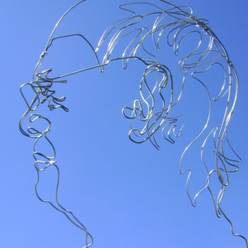 Sculpture titled ""trombine anonyme 1"" by Nadine Trescartes (fildefériste), Original Artwork, Metals