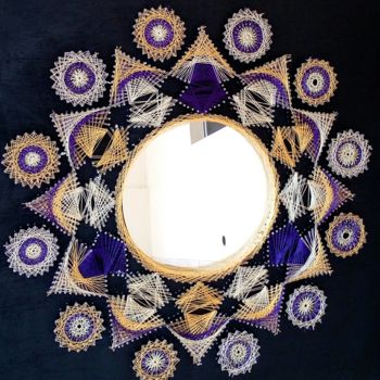 Textielkunst getiteld "petal violet" door Awa Diallo, Origineel Kunstwerk, Meubilair