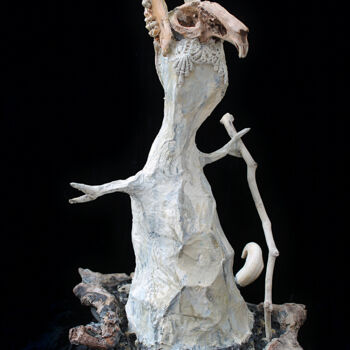Скульптура под названием "L'esprit de la forêt" - Nancy Cardinal, Подлинное произведение искусства, Папье-маше