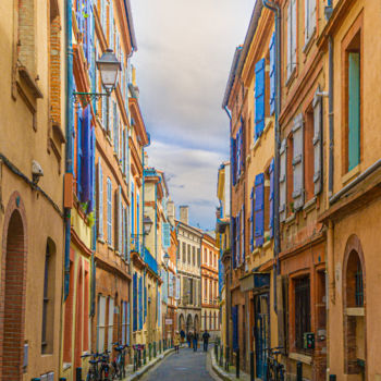 Photographie intitulée "Toulouse Street" par Nancy Axelrod, Œuvre d'art originale, Photographie numérique