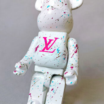 Sculpture titled "Louis Vuitton Bear…" by Na$H, Original Artwork, Spray paint
