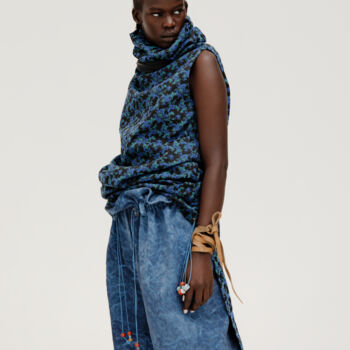 Art textile intitulée "Oversize trousers w…" par Nataliya Gross, Œuvre d'art originale, Tissu