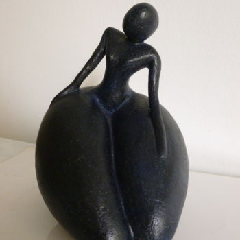 Skulptur mit dem Titel "Menue" von Nr, Original-Kunstwerk, Terra cotta