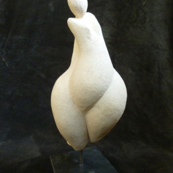 Sculpture titled "Svelte" by Nr, Original Artwork, Terra cotta