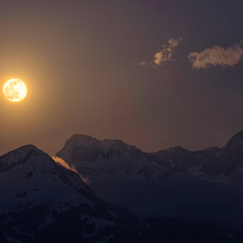 Fotografia zatytułowany „le lever de la lune” autorstwa Nathanael Desmeules, Oryginalna praca, Fotografia cyfrowa