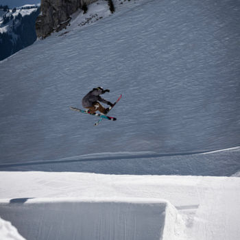 Fotografia zatytułowany „ski en suisse” autorstwa Nathanael Desmeules, Oryginalna praca, Fotografia cyfrowa