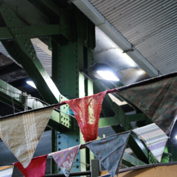 Photographie intitulée "Borough market" par Nico Cofu Arach, Œuvre d'art originale