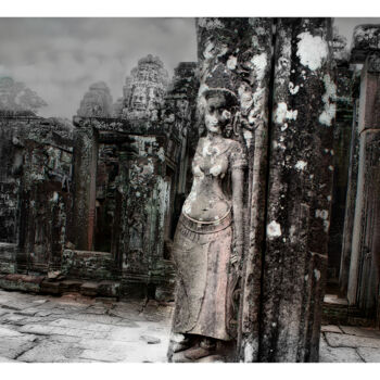 「Listening her mute…」というタイトルの写真撮影 Nico Cofu Arachによって, オリジナルのアートワーク