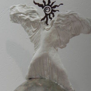 Skulptur mit dem Titel "Ange" von Nicola Deux, Original-Kunstwerk