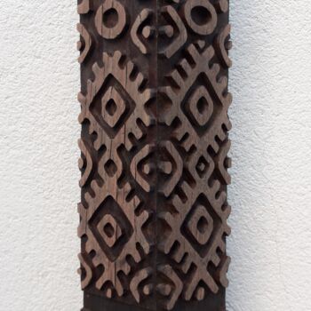 Sculptuur getiteld "Decorative pole" door Nicolae Teisanu, Origineel Kunstwerk, Hout