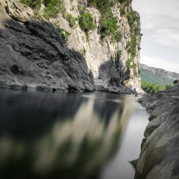 Photographie intitulée "River I Le Verdouble" par Nicolas Sorel, Œuvre d'art originale, Photographie non manipulée