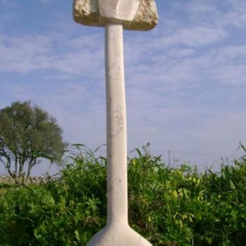 Sculpture titled "A menina VI" by Nicolau Campos, Original Artwork, Stone