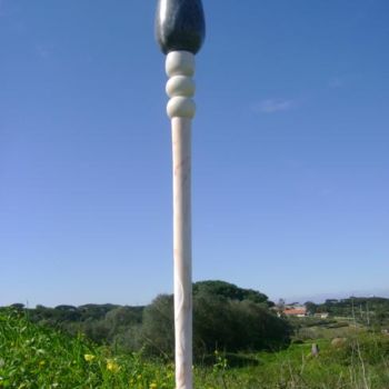 Escultura intitulada "Espermatozóide" por Nicolau Campos, Obras de arte originais, Pedra