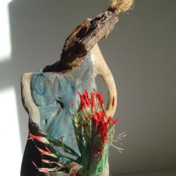 Escultura titulada "fleur bleue" por Nicole Agoutin, Obra de arte original