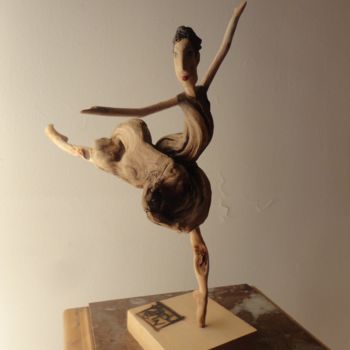 Sculpture titled "dsc07817r.jpg" by Nicole Agoutin, Original Artwork