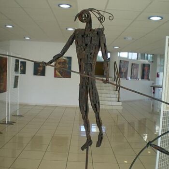 Sculpture intitulée "Equilibriste" par Niels Jensen, Œuvre d'art originale, Métaux