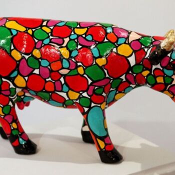 Sculpture titled "La parade des vaches" by Nikko Kali, Original Artwork