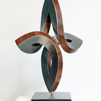 Escultura titulada "vertikale Begegnung" por Nikolaus Weiler, Obra de arte original, Metales