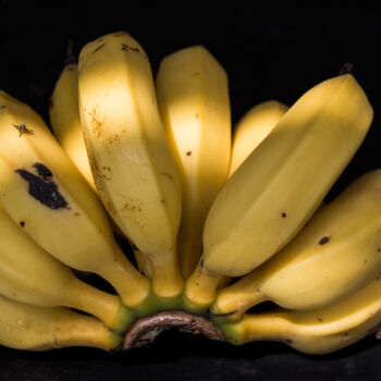 Fotografia intitulada "banana madura." por Nino Rocha Fotografia, Obras de arte originais, Fotografia digital