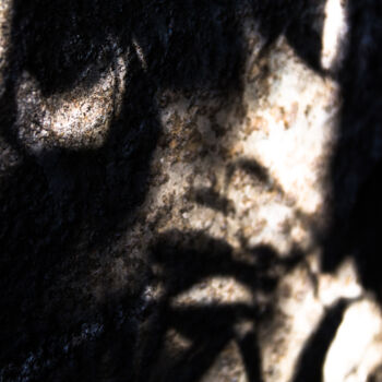 Fotografia intitolato "espanto. pareidolia." da Nino Rocha Fotografia, Opera d'arte originale, Fotografia digitale