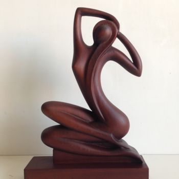 Sculpture intitulée "women" par Nino Tsiklauri, Œuvre d'art originale, Bois