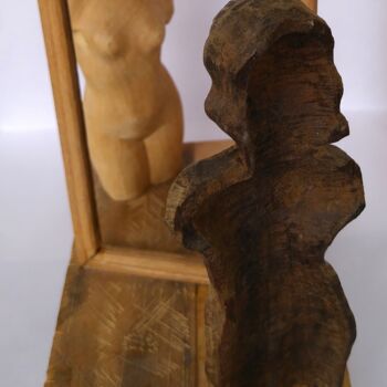 Скульптура под названием "Icono" - Noel Castillo López, Подлинное произведение искусства, Дерево