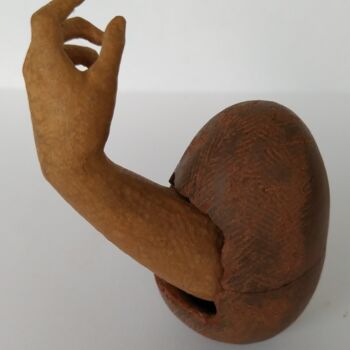 Escultura titulada "Engendro" por Noel Castillo López, Obra de arte original, Madera