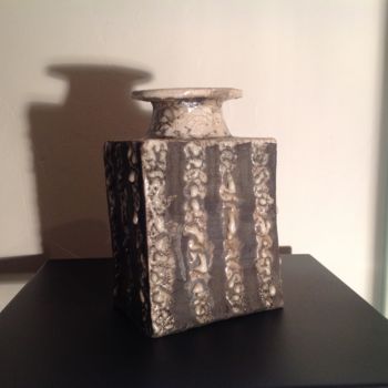 Скульптура под названием "Vase" - Noëlle Rious, Подлинное произведение искусства