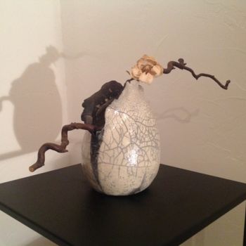 Sculpture titled "Vase" by Noëlle Rious, Original Artwork