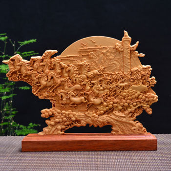 Skulptur mit dem Titel "Cheval au galop" von Nolan Yang, Original-Kunstwerk, Holz