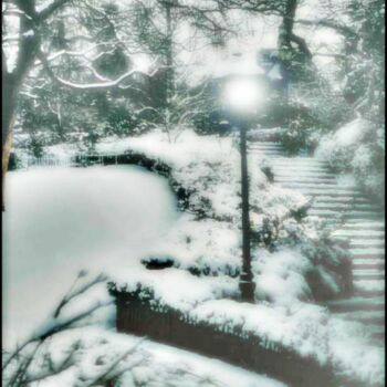 Photography titled "Neige sur les escal…" by Nor-Eddine Zerouali, Original Artwork, Manipulated Photography Mounted on Cardb…
