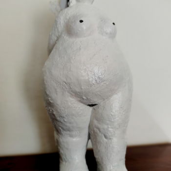 Sculpture titled "CHUBBY 3" by Norberto Quinto, Original Artwork, Resin